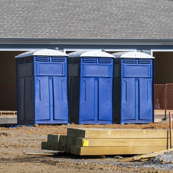 what is the maximum capacity for a single portable restroom in Quitman LA